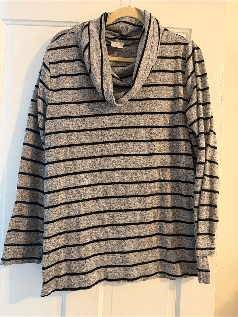Van Heusen Women's Gray Striped Cowl Neck Sweater